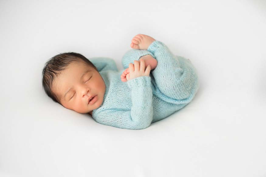 You are currently viewing Newborn Sleep: What to Expect