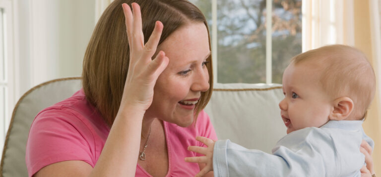 Read more about the article Baby Sign Language: Is It Right for Your Toddler?