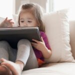 Read more about the article Healthy Screen Time Habits for Toddlers