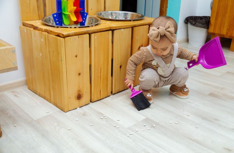 Read more about the article How to Encourage Toddlers to Clean Up