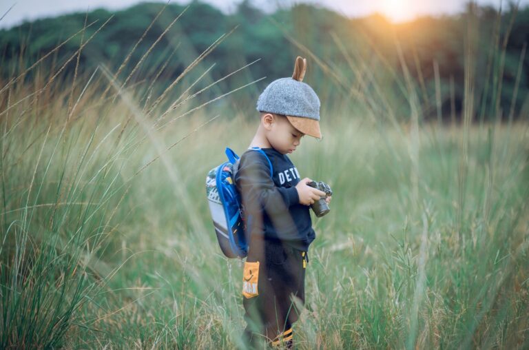 Read more about the article Outdoor Activities for Toddlers