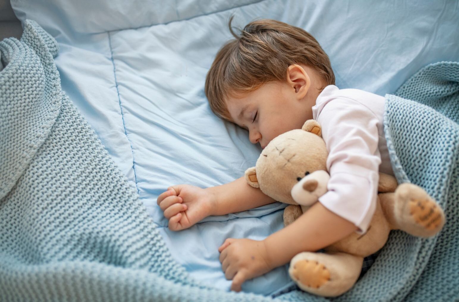 You are currently viewing Healthy Sleep Habits for Toddlers